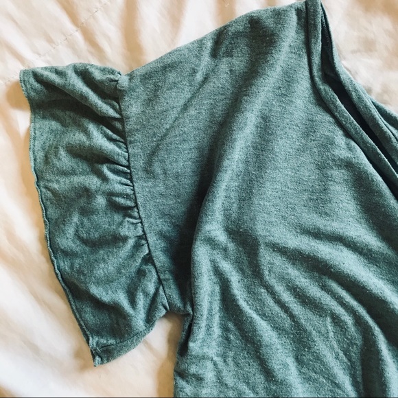 Pale Green Flowy Top - Picture 5 of 5